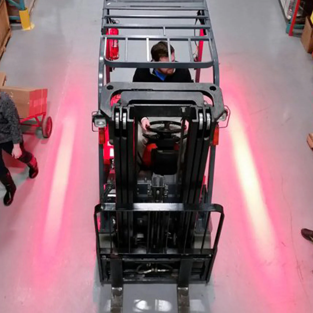 BBL007 LED Red Perimeter Lamp - Image 2